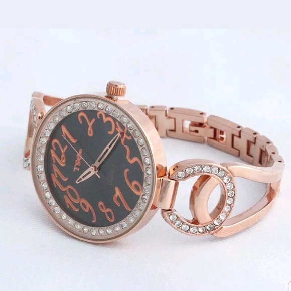 Rose Gold Black dial watch - Picture 4 of 4